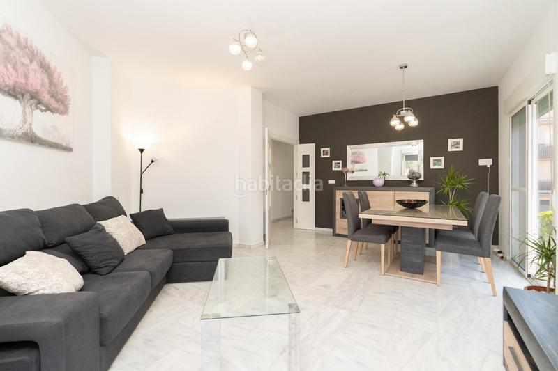 Foto 3bd39b49-f39d-404f-b2fe-d990c7d11b4e. Casa  seminueva!!! en Motril ciudad Motril