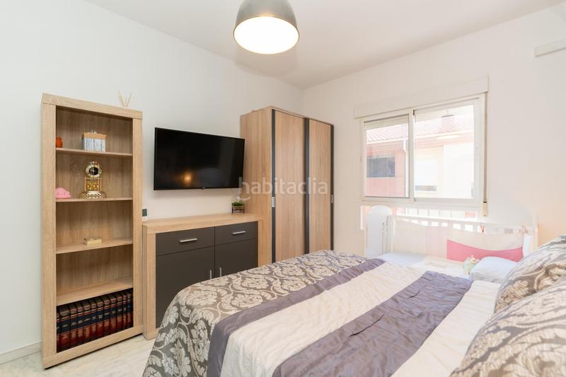 Foto 91b54628-e32a-4753-a2f8-8f98b22104f8. Casa  seminueva!!! en Motril ciudad Motril