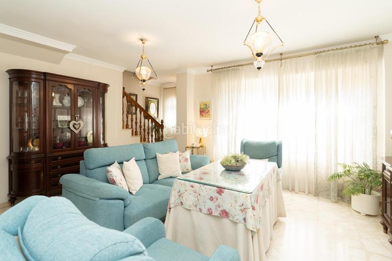 Foto 2ed10b80-e3a6-49d6-9f0c-6eea97bbbfb2. Casa amb aparcament a Motril ciudad Motril