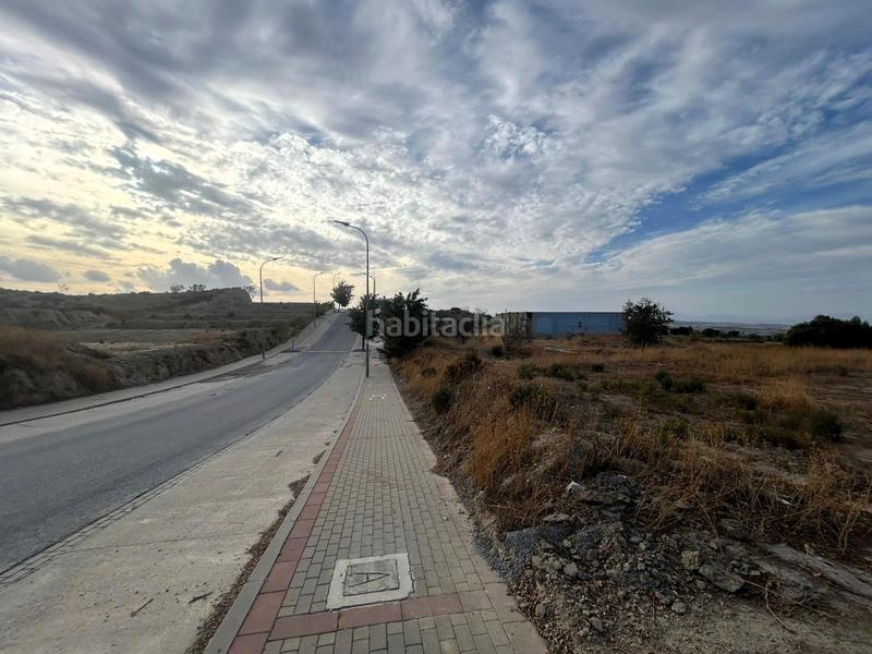 Foto 04b016bb-7825-448f-8974-01a53f411974. Terrain résidentiel dans Dílar