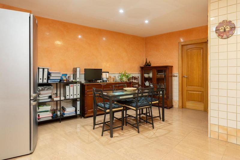 Foto 81416d75-fcb2-4020-80cf-f63193e5897f. Flat in Motril ciudad Motril