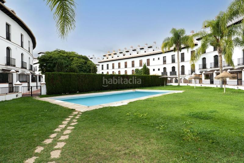 Foto b73e176e-e17c-4536-ad45-142e42b6cdf7. Pis amb aparcament piscina a Vélez de Benaudalla