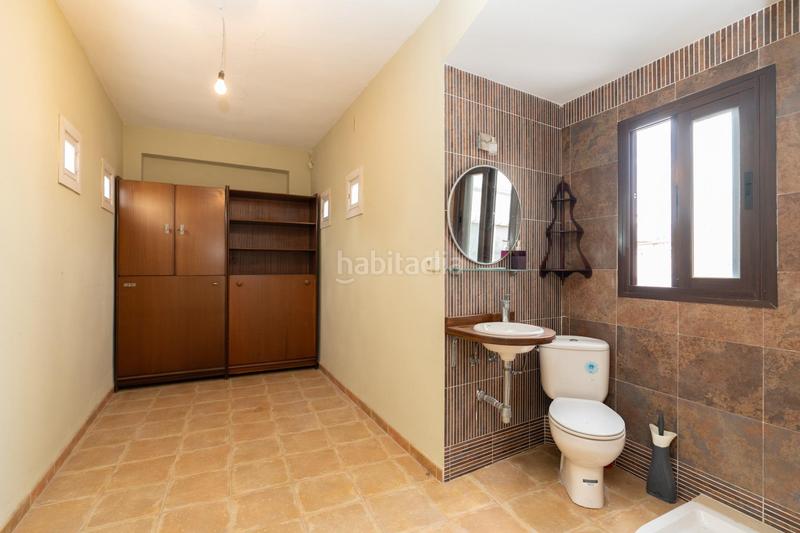 Foto a04fb328-28dd-4c7c-8d8c-62d0ae75c634. Pis a Motril ciudad Motril