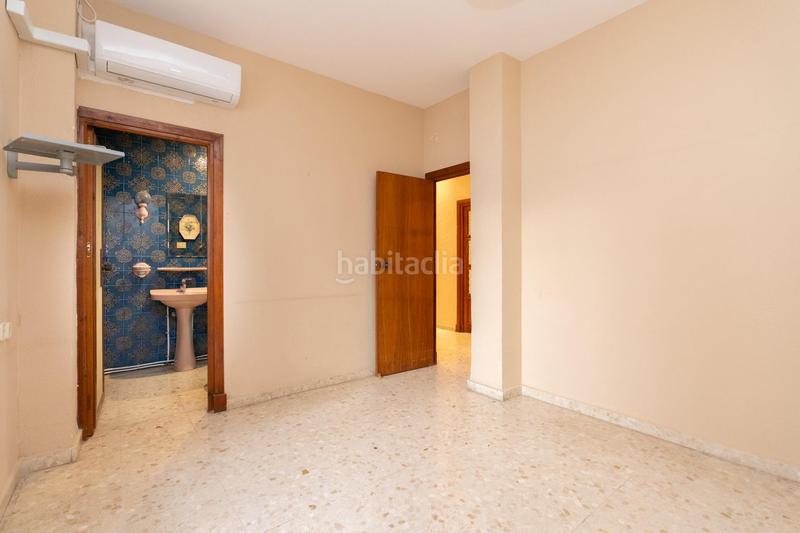 Foto f2adaa30-8a7b-40a0-86b3-7111905e1d4a. Pis a Motril ciudad Motril