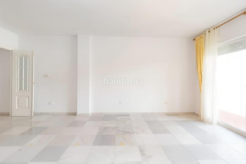 Foto 5f024fea-ee8e-48b1-b6c5-09b7d4ccde24. Flat in Motril ciudad Motril