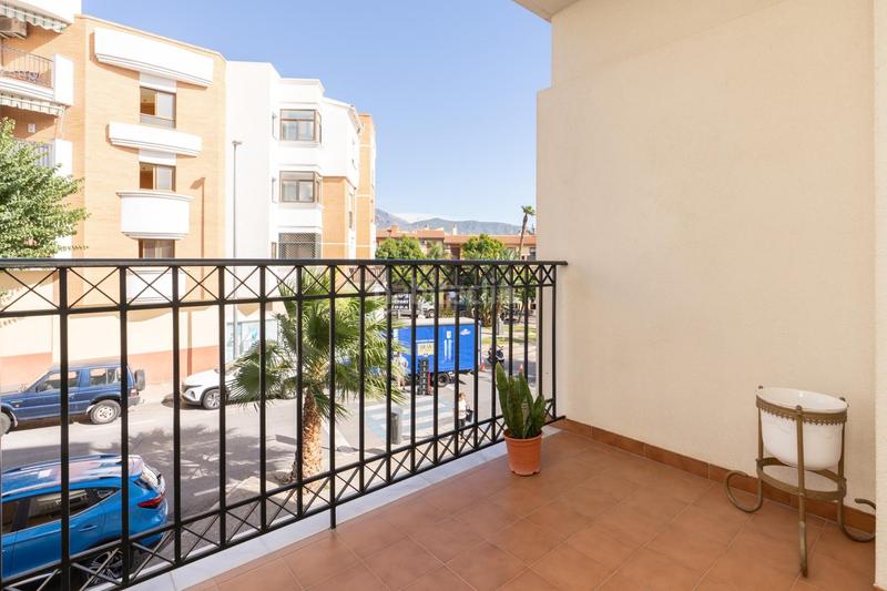 Foto f889df52-42fd-4ada-b79a-db39a1a0678e. Flat in Motril ciudad Motril