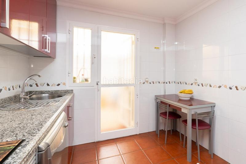 Foto 0be6d83e-39c3-48c1-9a62-5adaefe6ed5e. Casa amb aparcament a Motril ciudad Motril