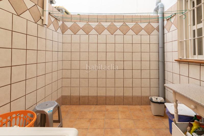 Foto a949beae-f6e7-4abf-8a8b-fab76b89da89. Casa amb aparcament a Motril ciudad Motril