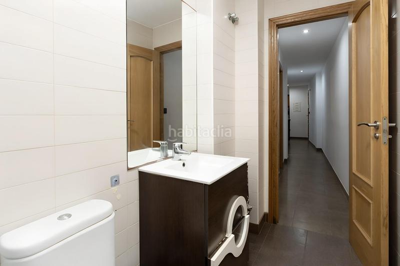 Foto 16c4a0c1-f42f-4889-9df4-0f22bf986597. Appartamento in Motril ciudad Motril