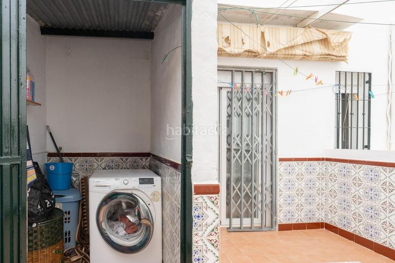 Foto ba32d0d5-9ebf-45bd-9034-f9103c52a350. Casa amb aparcament a Motril ciudad Motril