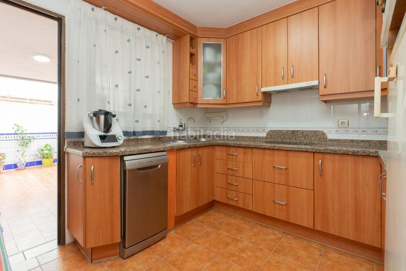 Foto d019f30d-a790-493d-9fce-adfdb0a51fed. Casa amb aparcament a Motril ciudad Motril