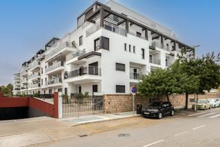 Etagenwohnung  Calle calle rector federico mayor zaragoza, 13. Piso con licencia turística en la prestigiosa urbanización nasil