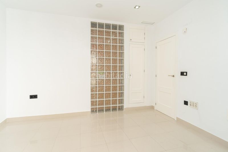 Foto 6e251919-baa6-4496-b3b0-25376b816931. Pis amb aparcament a Motril ciudad Motril