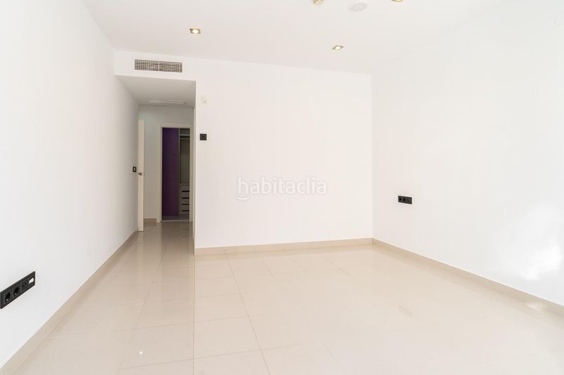 Foto ab7d81c5-89af-49e9-90ae-a32148d8c0a3. Pis amb aparcament a Motril ciudad Motril