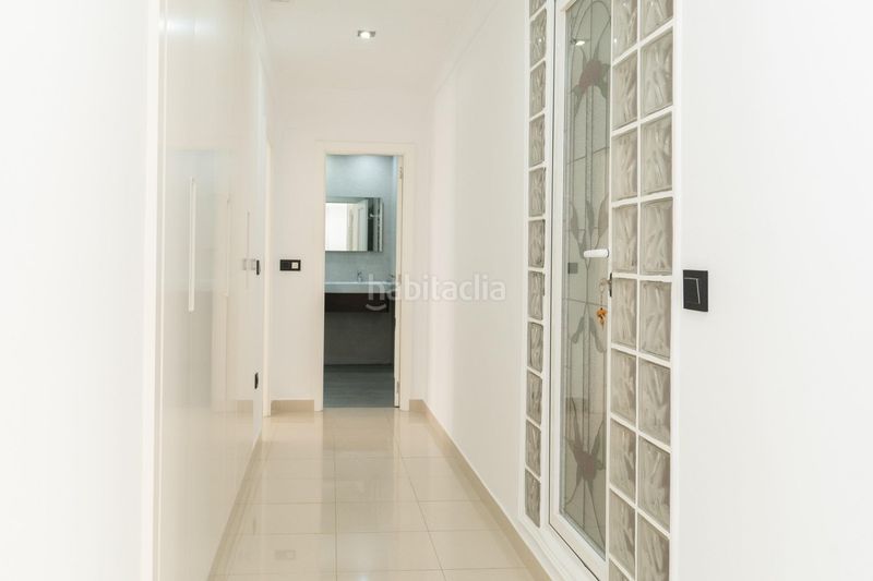 Foto ad9d42c3-551d-4326-bdef-0fa7cb8f6e5e. Pis amb aparcament a Motril ciudad Motril