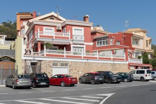 Xalet  Avenida avenida ángel gijón díaz. Exclusivo chalet en venta en motril, zona hospital!