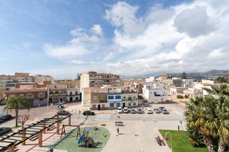 Foto 4f8eb581-330b-4350-b3e1-eabb30cfffd1. Pis amb aparcament a Playa de Granada Motril