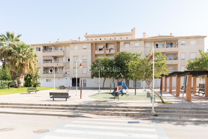 Foto 91a3a3e7-6124-4466-aff8-1bf2bcd676c7. Pis amb aparcament a Playa de Granada Motril