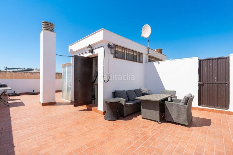 Foto 0811f39a-eb3c-486a-bcca-7f55387dc35e. Pis amb aparcament a Playa de Granada Motril