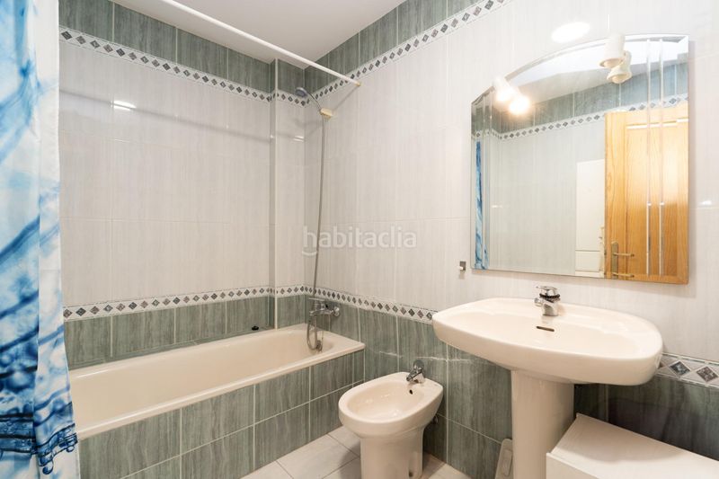 Foto ca3b56a2-203a-458e-8978-da851a41b551. Pis amb aparcament a Playa de Granada Motril