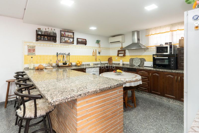 Foto 8850edf9-f31c-4ff5-929f-dd6a405fabb0. Casa amb aparcament a Motril ciudad Motril