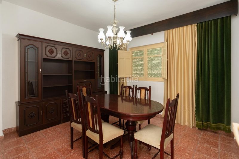 Foto 7b2fc54c-8ab7-414e-848f-e5b5da6b0c42. Casa amb aparcament a Centro Salobreña