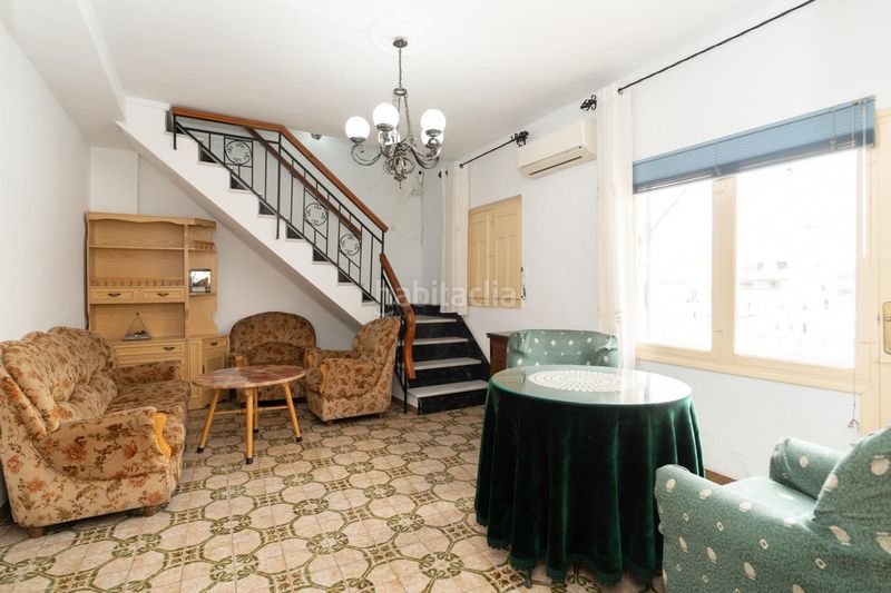 Foto b6bb3b41-ea3d-4206-8ab4-1ccb7ecb809b. Casa amb aparcament a Centro Salobreña