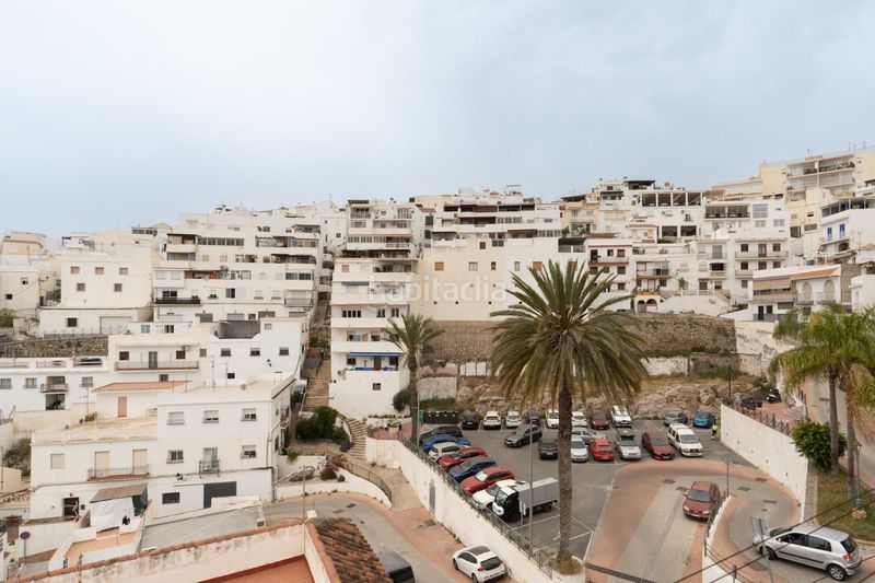 Foto d06e32b9-f75a-4dc8-a2a6-f35f52ba47df. Casa amb aparcament a Centro Salobreña