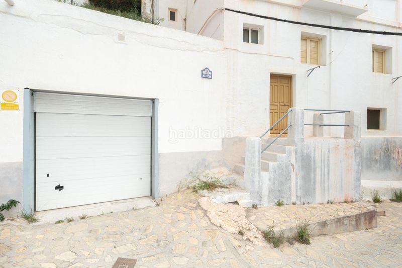 Foto e81c10f4-8c55-4294-93a7-4fef8b0a13e1. Casa amb aparcament a Centro Salobreña