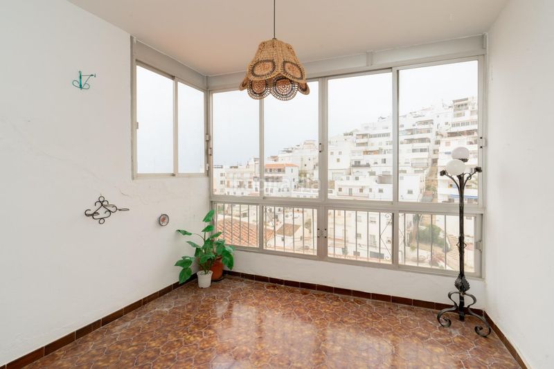 Foto f6035839-e52b-4640-a075-449082d2766c. Casa amb aparcament a Centro Salobreña