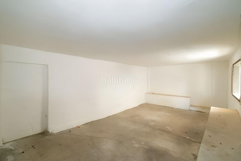 Foto fe95f352-0d43-4876-a033-066864cc875c. Casa amb aparcament a Centro Salobreña