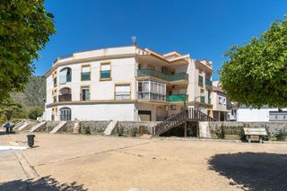 Piso  Calle calle rosales. Bonito y acogedor piso en vélez de benaudalla