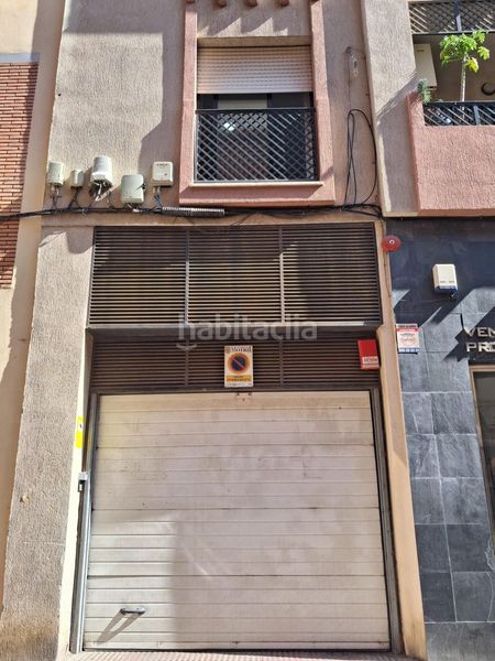 Foto 731c8d68-c134-462d-b92e-9a8aee4c8930. Aparcament cotxe a Motril ciudad Motril