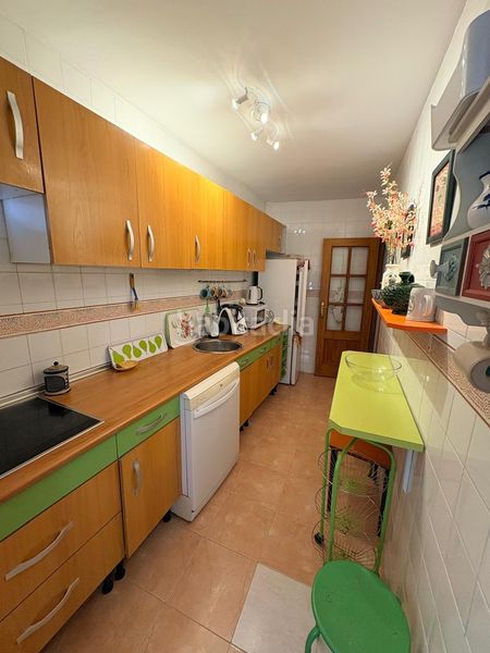 Foto d619523e-6ed9-4e44-be57-4a916c63219a. Rent flat in Almuñecar centro Almuñécar