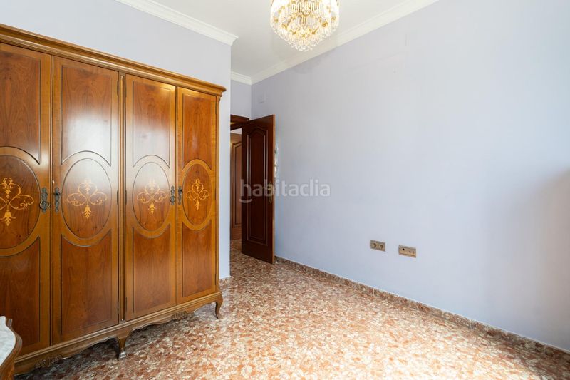 Foto ecf31211-e3e0-4e00-84f3-29ba72a95741. Pis a Motril ciudad Motril