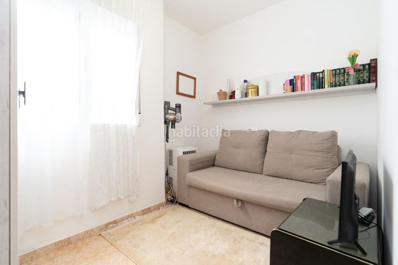Foto a8bd55b3-2579-40c7-a5dd-112b75b33fc0. Pis a Castell de Ferro