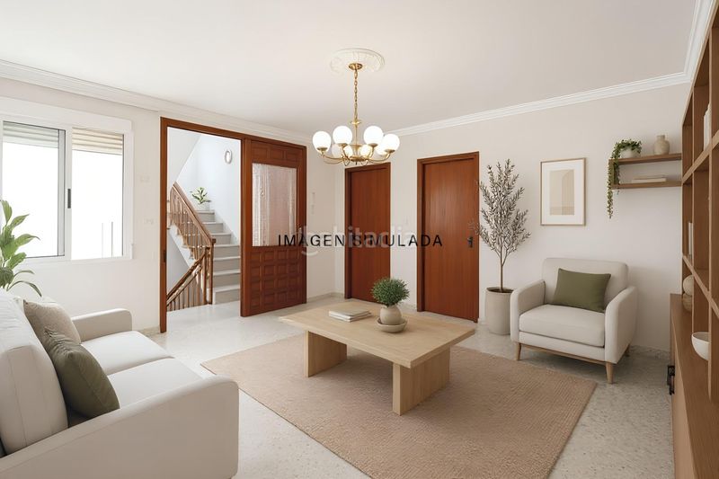 Foto af3bf216-5d11-4aa8-bba3-bdff27c48eaf. Casa amb aparcament a Molvízar