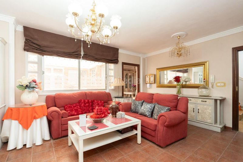 Foto cf4b43ad-48c7-40bd-bd05-a584f5d496db. Casa amb aparcament a Motril ciudad Motril