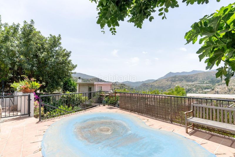 Foto cc60cf5c-4df7-478e-88ea-6c8b11af3dd7. Casa amb piscina a Vélez de Benaudalla