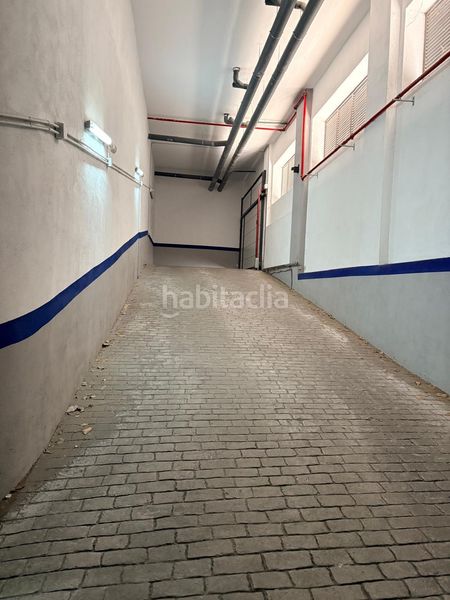 Foto 0bc2c85b-91e4-4bb2-8d97-207c2388ace5. Affitto posto auto in Motril ciudad Motril