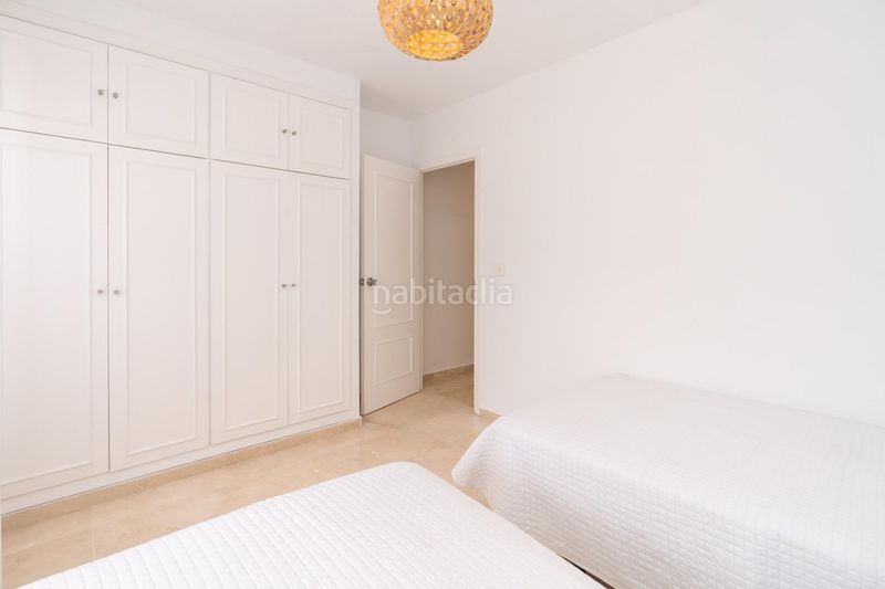 Foto 5bd4d14e-e2e8-4617-a9b4-9e4f5bfc72ea. Casa amb aparcament piscina a Calahonda - Carchuna Motril
