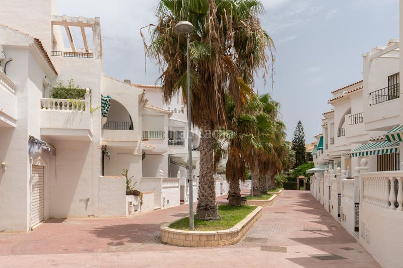 Foto b29feefb-b584-46c2-8c69-9b1d70aa83bd. Casa amb aparcament piscina a Calahonda - Carchuna Motril