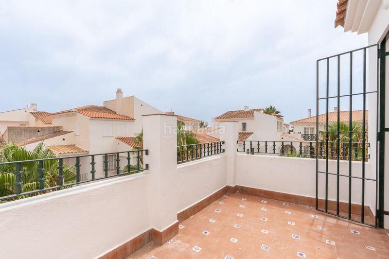 Foto c960fc88-b1a2-43c0-b6ec-ead0a01c5ad2. Casa amb aparcament piscina a Calahonda - Carchuna Motril