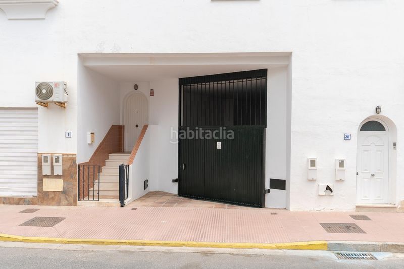 Foto cf3b2cdf-f1ff-425b-8a56-aee0e7bdadf2. Casa amb aparcament piscina a Calahonda - Carchuna Motril