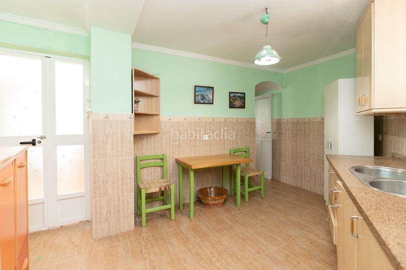 Foto 48865c7e-33e3-45fb-9c9c-c8a49e716a58. Casa amb aparcament a Ítrabo
