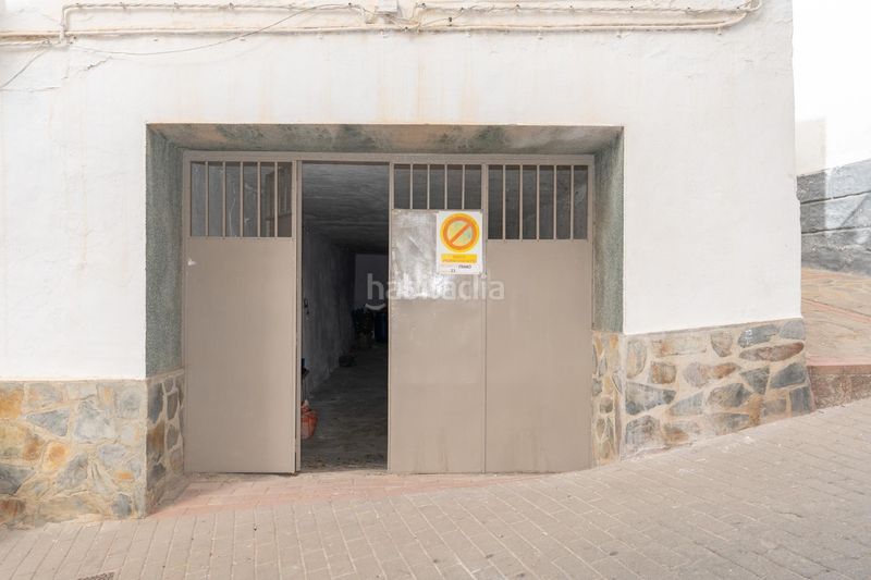 Foto 91942cec-1101-42f2-a9a1-4d791012e9b1. Casa amb aparcament a Ítrabo