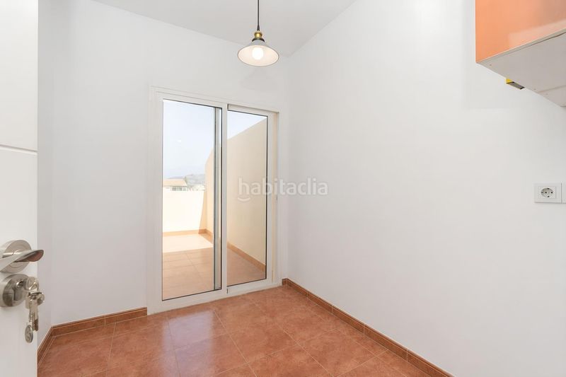 Foto dbef2edf-5f0e-4a23-bd8e-78a86380d9d4. Pis a Playa de Granada Motril