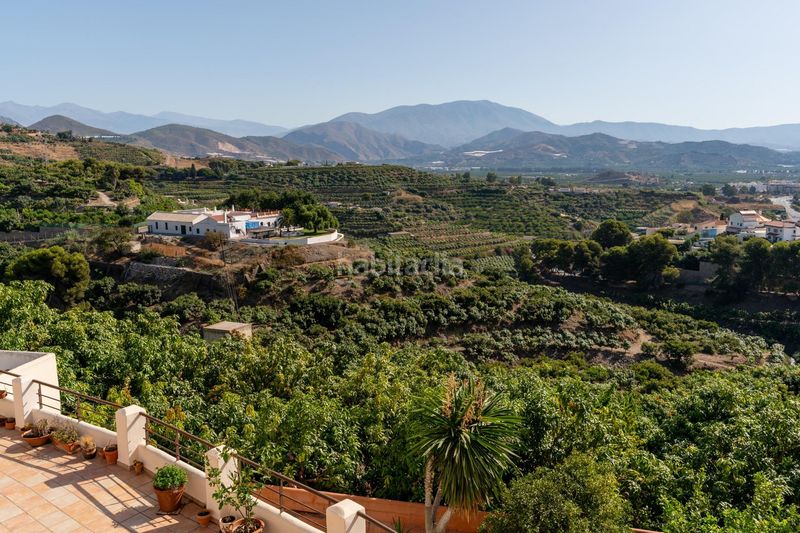 Foto 73192d21-e0be-4446-93de-4414a82e5cf6. Xalet amb aparcament piscina a Monte los Almendros - El Pargo - Costa Aguilera Salobreña