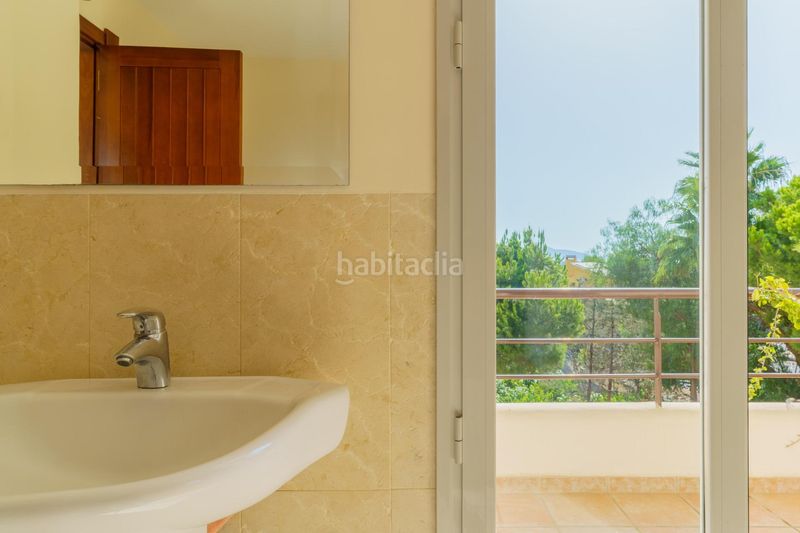 Foto c2350071-6d0c-4c70-b9c6-68a825d11990. Xalet amb aparcament piscina a Monte los Almendros - El Pargo - Costa Aguilera Salobreña