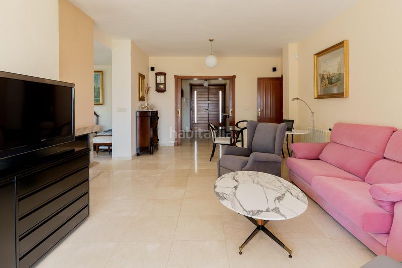 Foto ce2e65a5-65c4-44f2-924b-5a2c7a43466a. Xalet amb aparcament piscina a Monte los Almendros - El Pargo - Costa Aguilera Salobreña